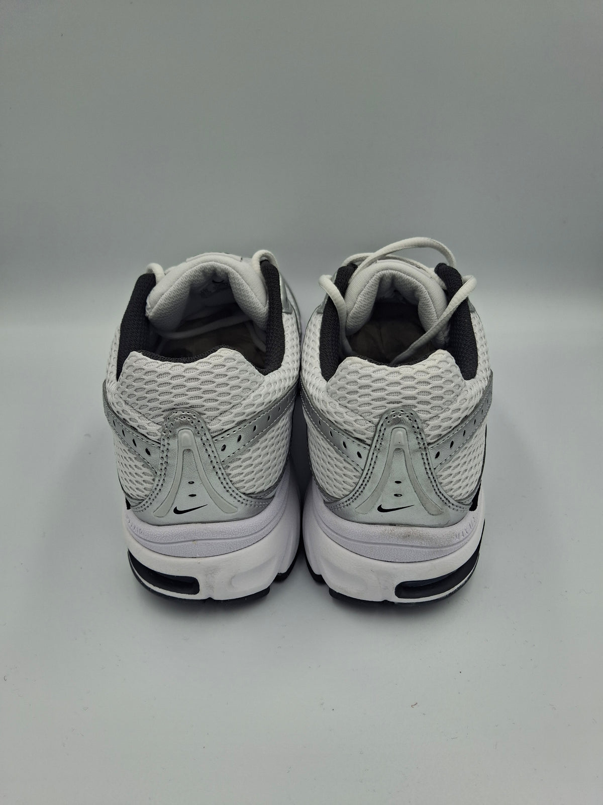 Nike Air Max Moto 2K - Photon Dust/Anthracite - UK Size 10