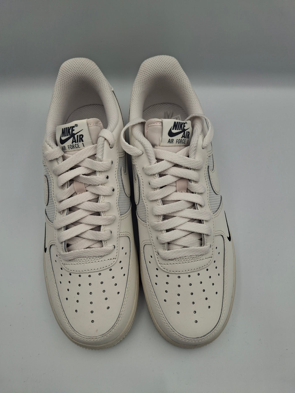 Nike Air Force 1 '07 LV8 UK Size 6.5