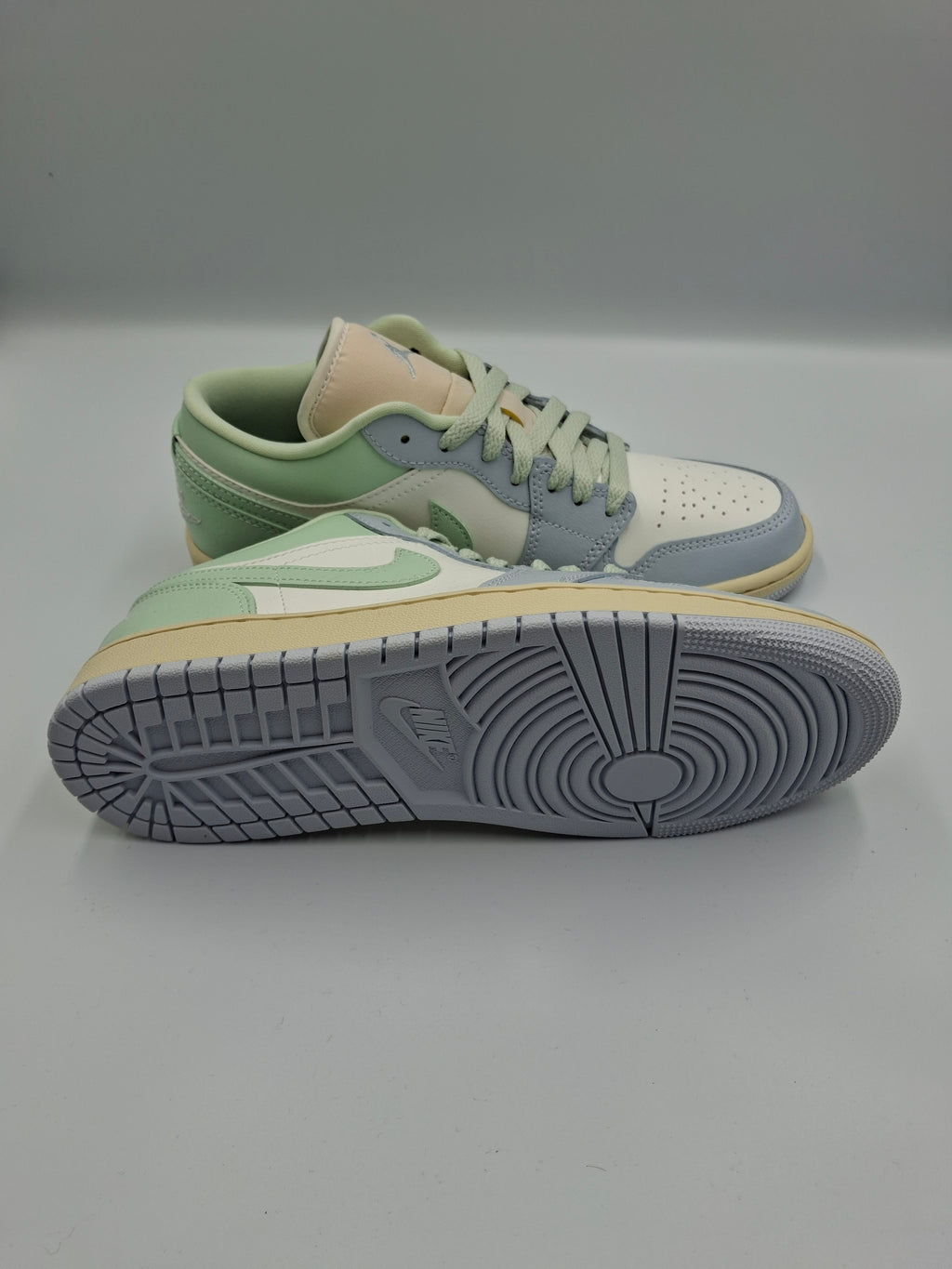 Nike Air Jordan 1 Low Womens UK Size 5.5